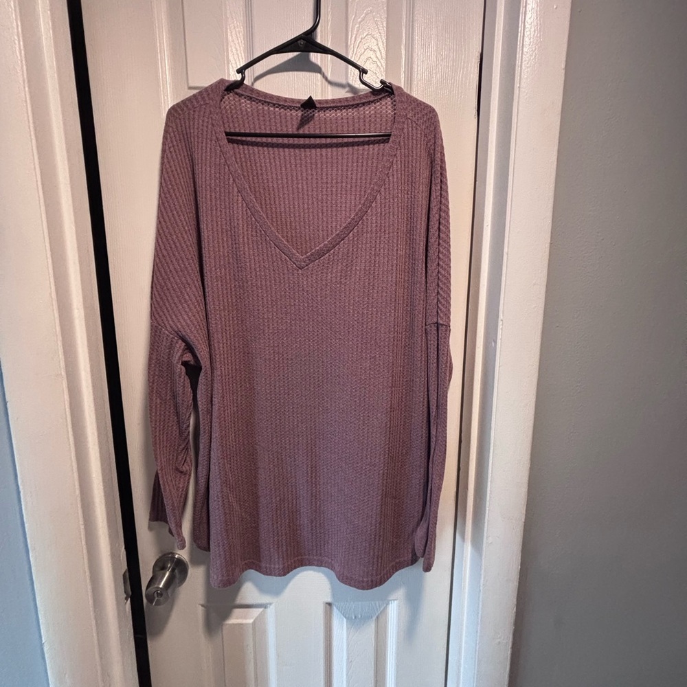 Pink Relaxed Ribbed Blouse with Full-Length Sleeves